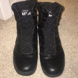 Gently used men’s S.W.A.T. black boots